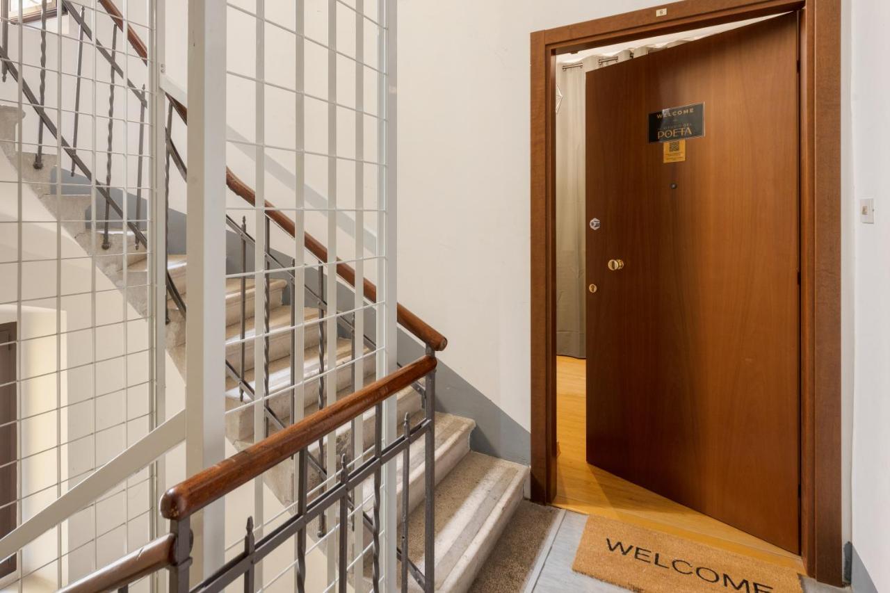 Suite Foscolo, In Piazza A טריאסטה מראה חיצוני תמונה