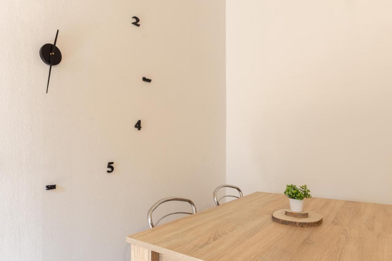 Suite Foscolo, In Piazza A טריאסטה מראה חיצוני תמונה