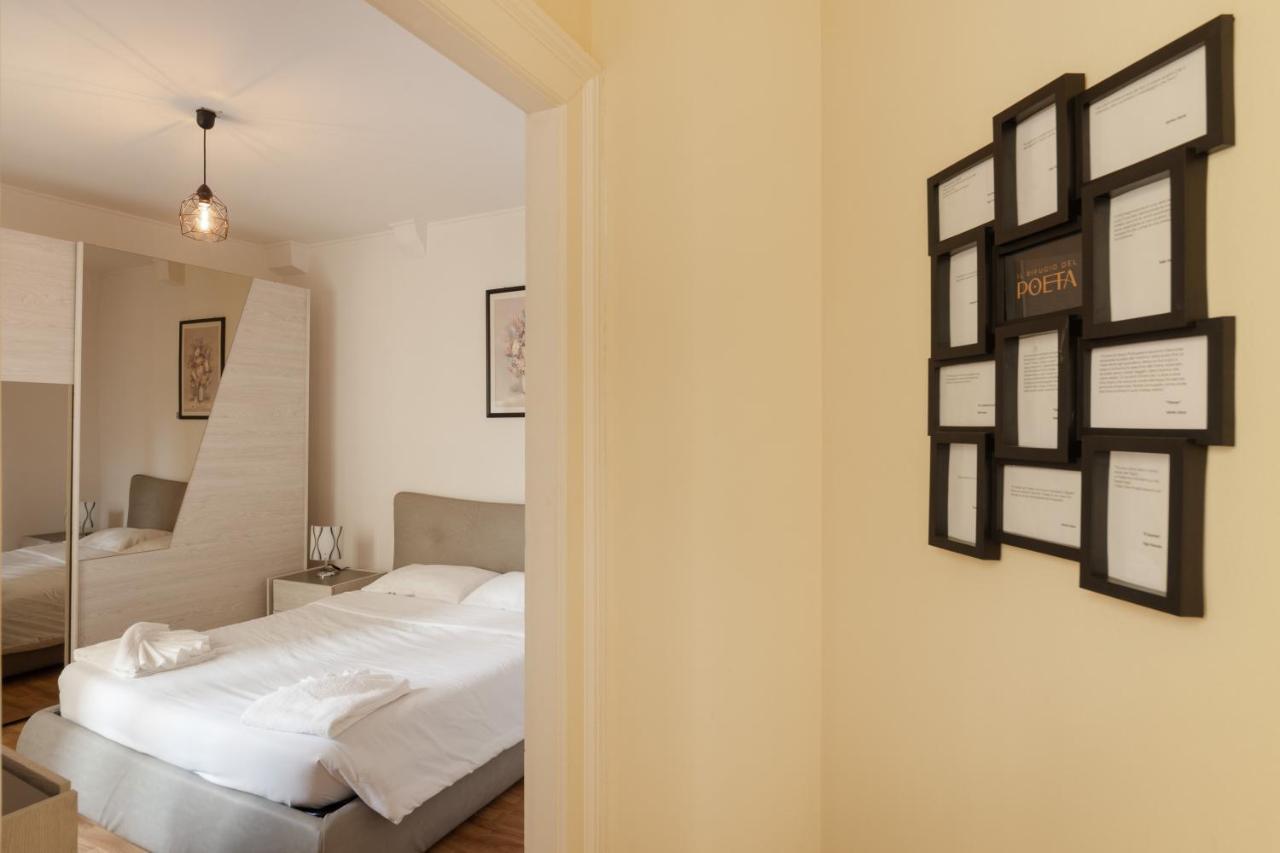 Suite Foscolo, In Piazza A טריאסטה מראה חיצוני תמונה